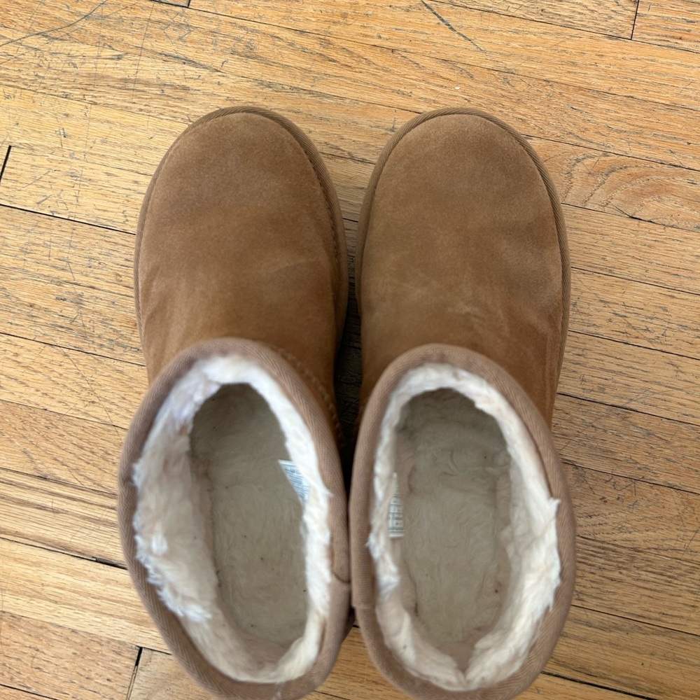 Platform Short Uggs - image 3